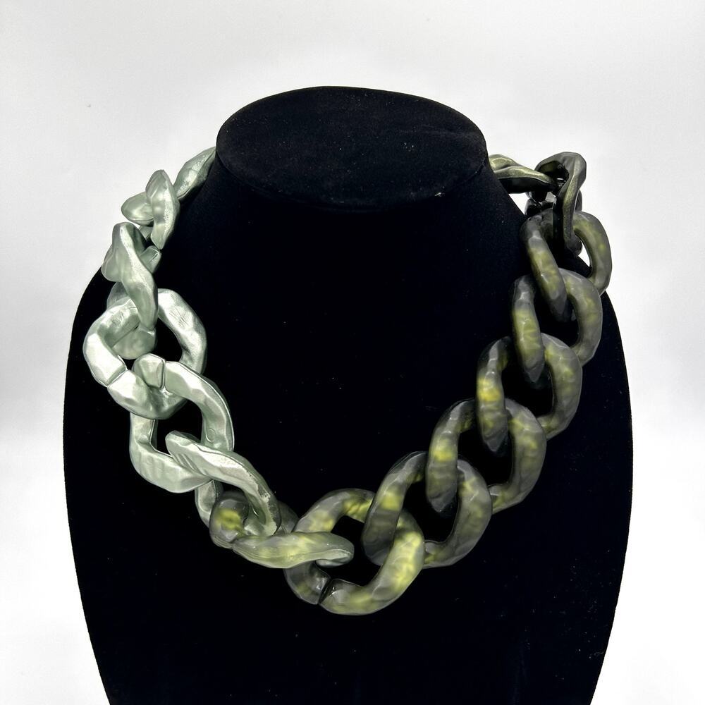 Pono Joan Goodman Necklace Green Ombre Resin Chunky Curb Link Chain Art to Wear